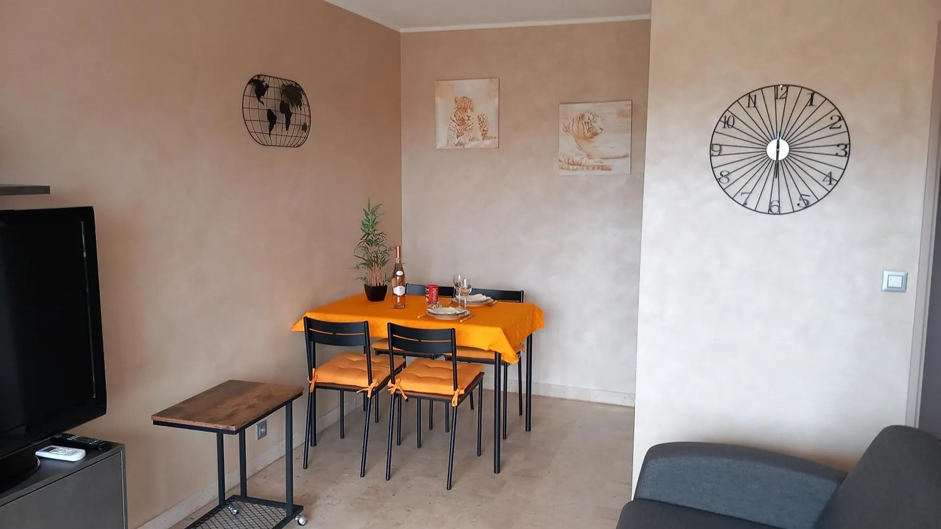 Studio Entierement Renove Cote Plage Avec Garage Roquebrune-Cap-Martin Frankrike