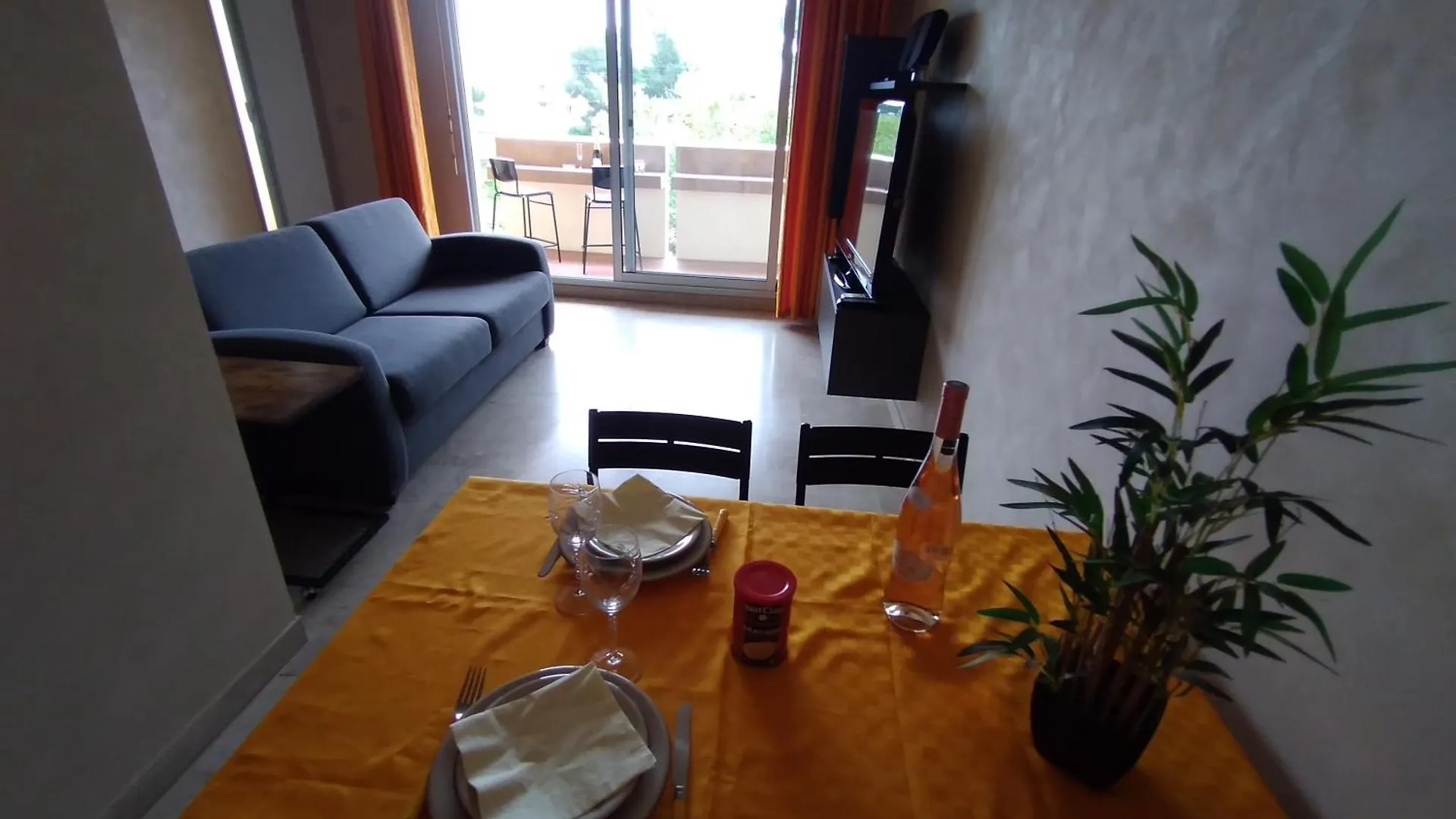 Studio Entierement Renove Cote Plage Avec Garage Roquebrune-Cap-Martin 0*,  Frankrike